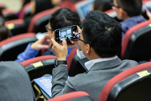 Logiciel de création d'image IA : comment l'utiliser correctement ?